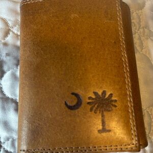 Elegant Tan Leather Wallet / Card Holder